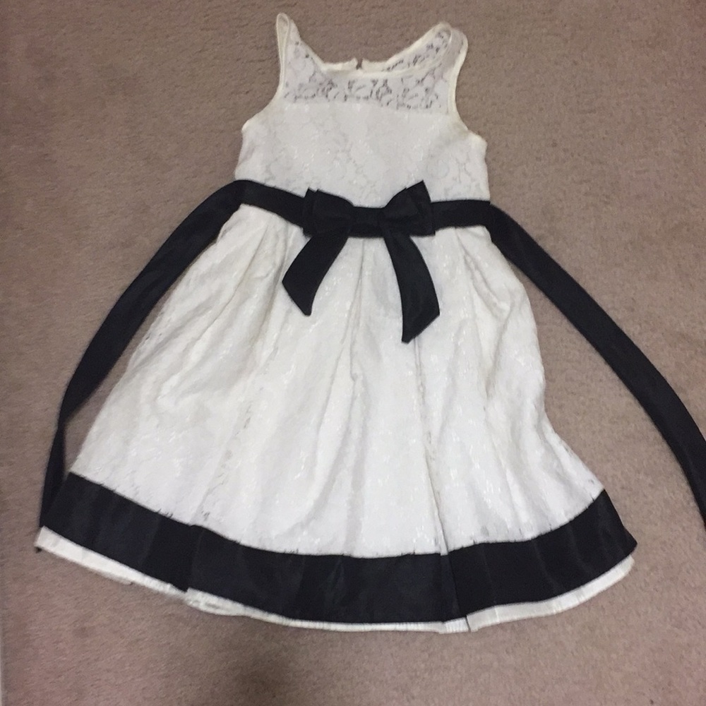 Girls dress
